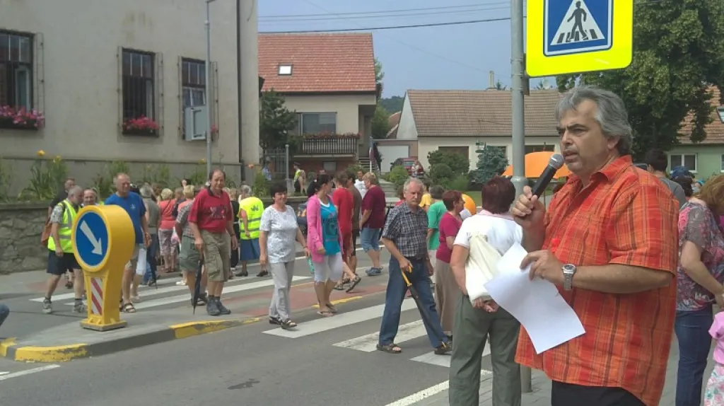 Obyvatelé Bosonoh blokují dopravu v obci