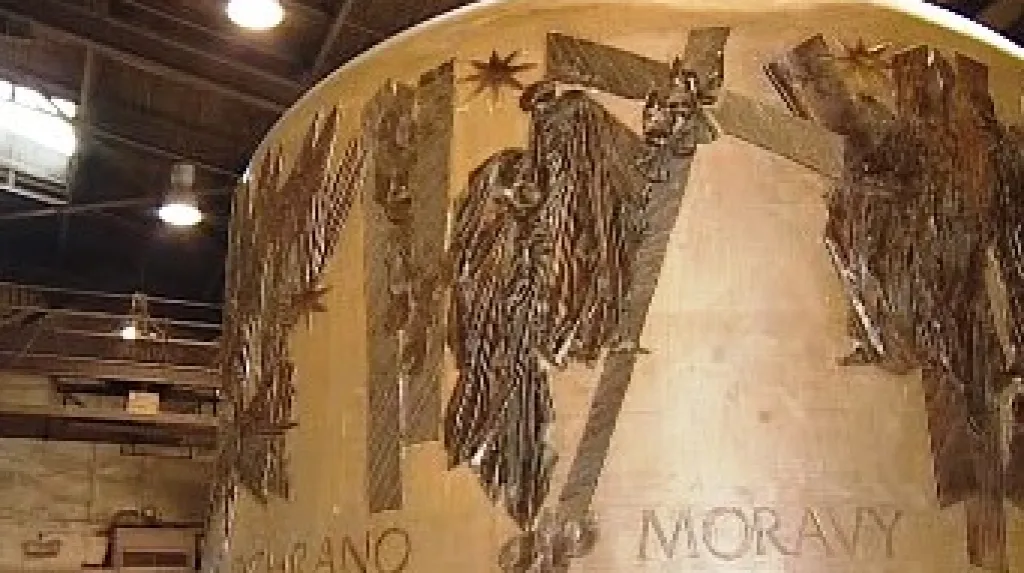 Výzdoba zvonu pro olomoucký svatováclavský chrám