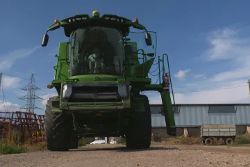 První loď s obilím by mohla z Oděsy vyplout už ve středu. Farmáři tomu však moc nevěří