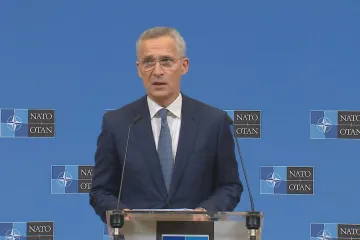 Stoltenberg navrhuje vznik fondu pro Ukrajinu ve výši 100 miliard eur. Platily by jej země NATO