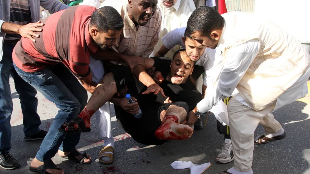 Střelba libyjských milicí do demonstrantů si vyžádala mrtvé a zraněné