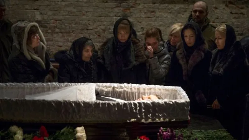 Události: S Němcovem se přišly rozloučit tisíce lidí