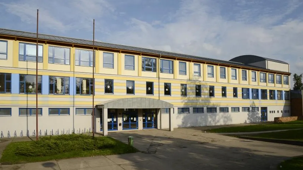 Gymnázium Čelákovice