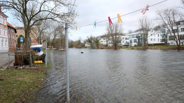 Rozvodněná řeka v Lübecku