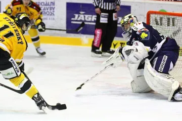 Vítkovičtí smolaři: Šindelář přišel o nulu a Barinkovi neuznali gól