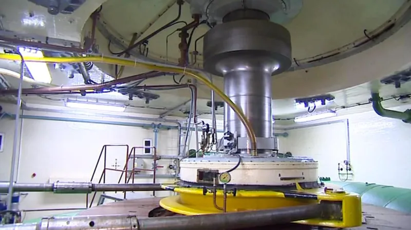 Útroby lipenské elektrárny