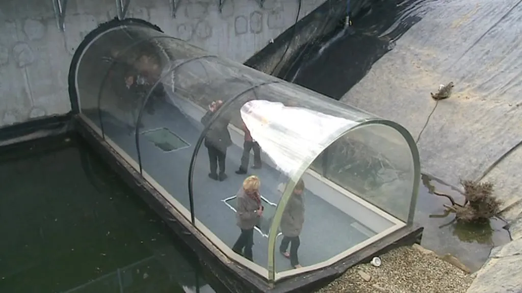 Tunel pod vodní hladinou