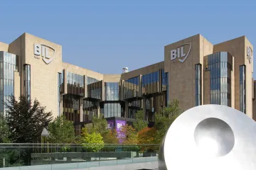 Číňané kupují většinu v nejstarší soukromé bance v Lucembursku 