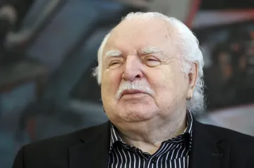 AVU zřídila pietní místo za Knížáka, galerie chystají retrospektivy