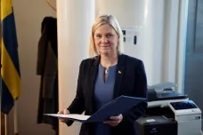 Švédský parlament schválil Anderssonovou do čela vlády. Před týdnem rezignovala hned po zvolení