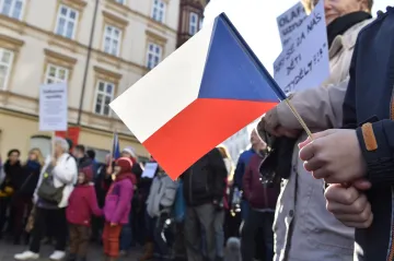 Průzkum: Lidé podporují pokračování koalice ANO a ČSSD. Mírně převažují hlasy proti vyslovení nedůvěry