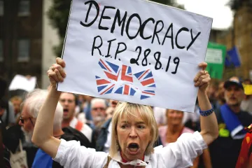 Hlavním poraženým je britská demokracie, píše evropský tisk o přerušení parlamentu