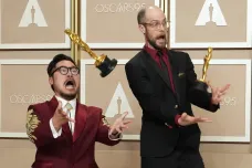 Nejlepší film roku 2022 na Oscarech pobral Všechno, všude, najednou
