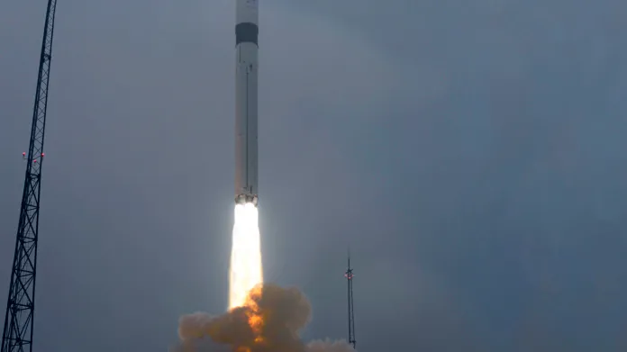 Start rakety Rokot se satelity Swarm