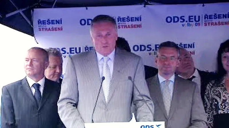 Předseda ODS Mirek Topolánek na převolebním mítinku