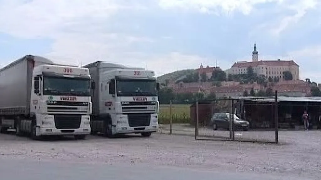 Kamiony v Mikulově