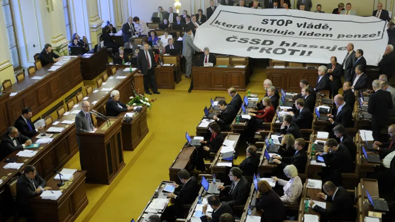 Schvalování důchodové reformy ve sněmovně