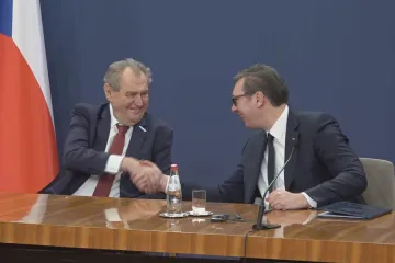 Srbsko by mohlo být mediátorem mezi Ukrajinou a Ruskem, řekl Zeman v Bělehradě