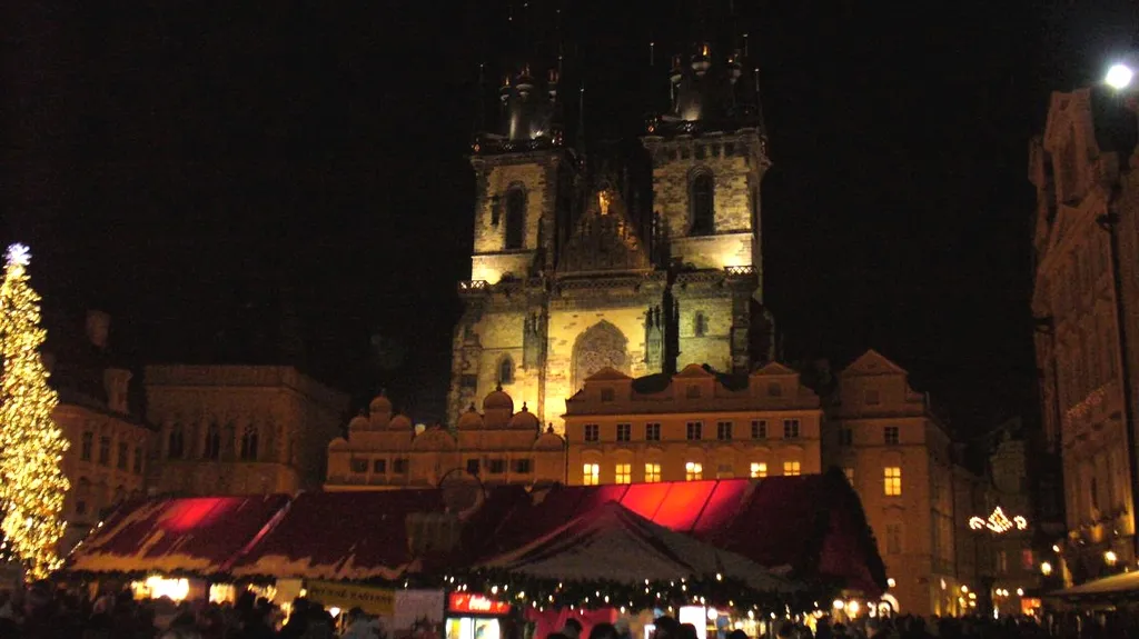 Vánoční trhy na Staroměstském náměstí v Praze