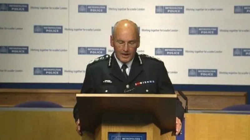 Britská mediální aféra má další oběť