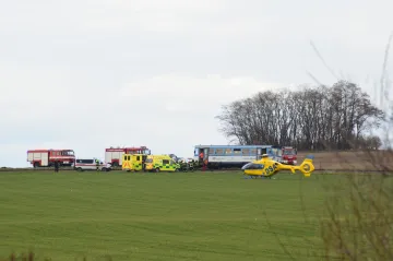 Za srážku vlaků u Čáslavi mohla podle inspektorů lidská chyba. Trať je špatně zabezpečená, tvrdí