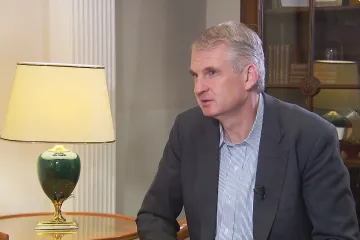 Rusko udělalo jasné rozhodnutí, že chce rozložit EU, míní americký historik Timothy Snyder