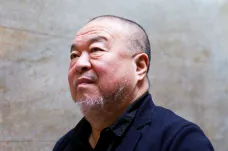 Tisíc let radostí a smutků líčí čínský umělec a aktivista Aj Wej-wej i česky