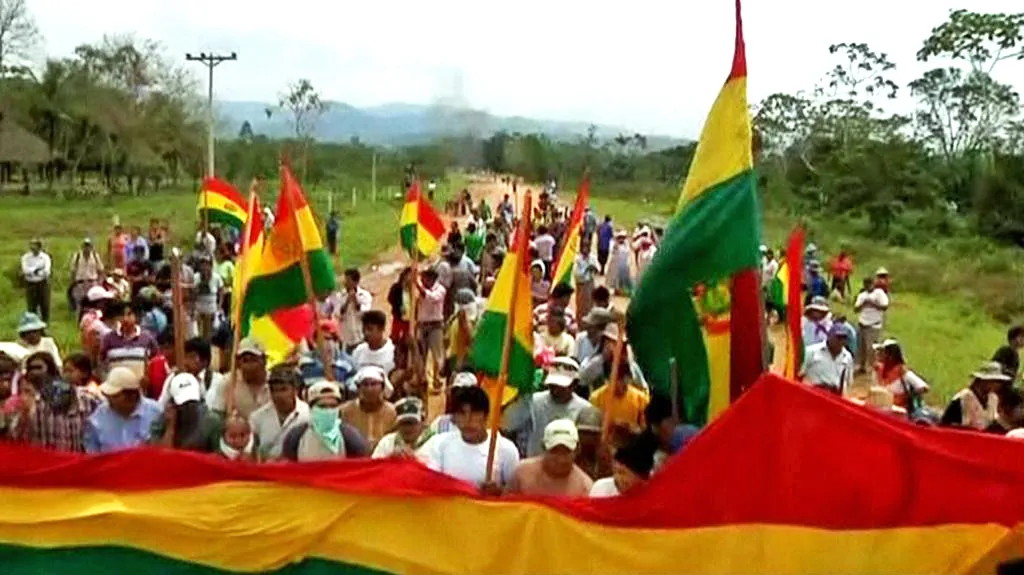 Bolivijští indiáni protestují proti stavbě dálnice