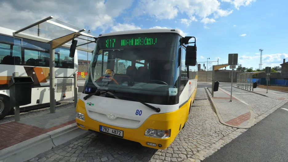 Autobus znojemské hromadné dopravy
