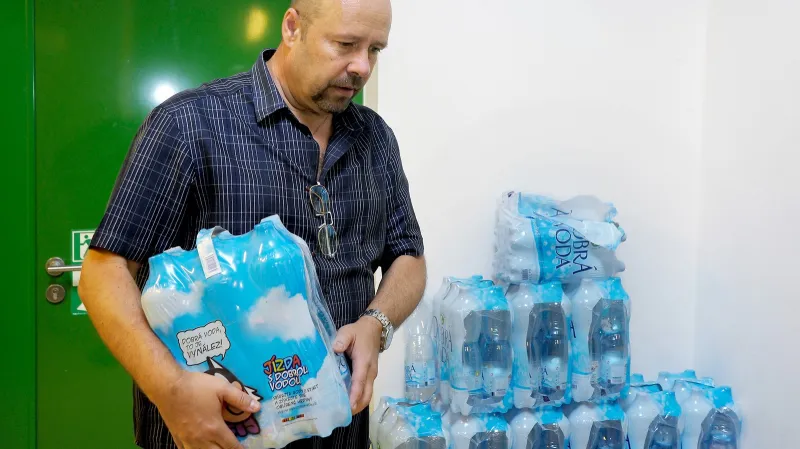 Dovoz pitné vody do brněnského kampusu