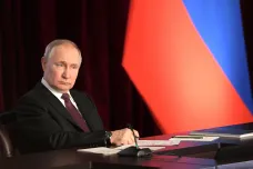 Putin je izolovaný a paranoidní, tvrdí zběhlý člen ochranky. Ruský vůdce odmítá mobil a jezdí obrněným vlakem