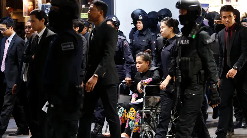 Obviněné absolvovaly část rekonstrukce v kolečkových křeslech