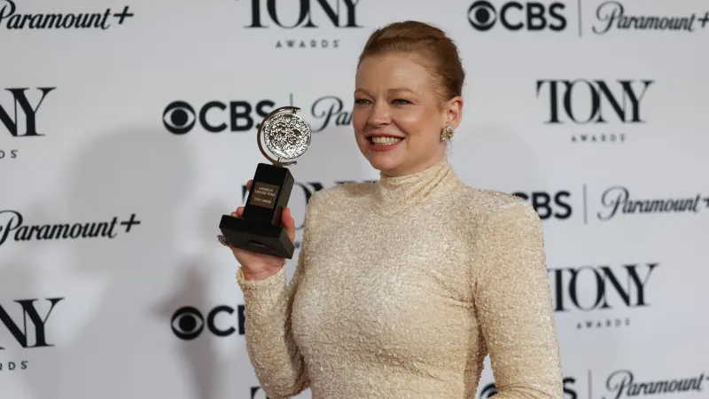 Sarah Snooková s cenou Tony