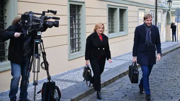 Místopředsedkyně ANO Alena Schillerová a bývalý ministr zdravotnictví Adam Vojtěch (ANO)