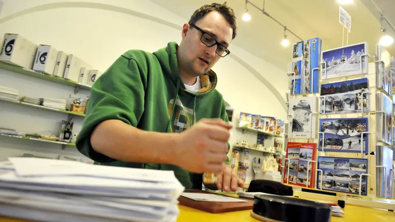 Razítkování poštovních zásilek na Božím Daru