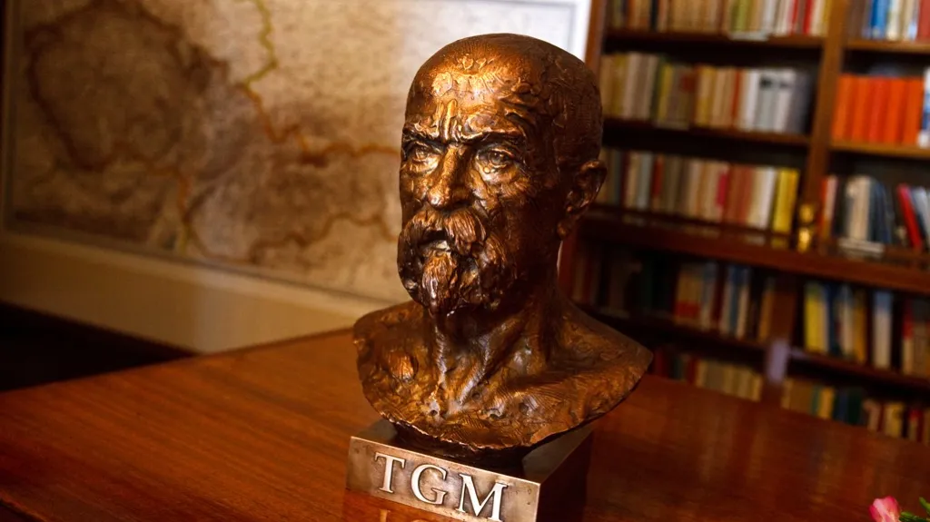 Busta prvního československého prezidenta TGM