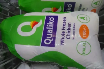 Inspektoři odhalili dvě šarže zmraženého kuřecího masa se salmonelou