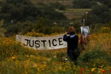 V práci zavražděné maltské novinářky pokračují světová média, příbuzní nevěří vyšetřovatelům