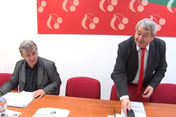 Většina vedení KSČM je pro spolupráci s hnutím ANO. Minimálně tři současní ministři komunistům vadí