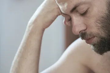 Z noční sovy se stane ranní ptáče za tři týdny, tvrdí vědci
