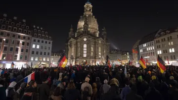 Demonstrace hnutí Pegida v Drážďanech