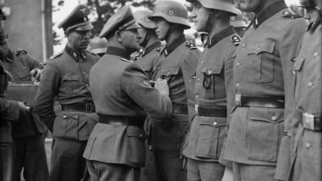 Německý generál jednotek SS Sepp Dietrich