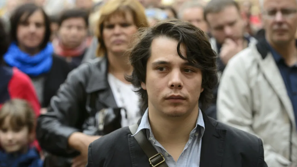 Protest studentů UJAK před ministerstvem školství