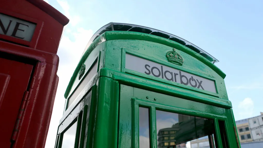 Solarbox - telefonní budka pro mobily
