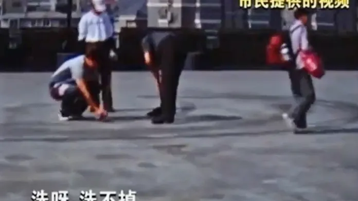 Stopy pneumatik na opevnění v Nankingu