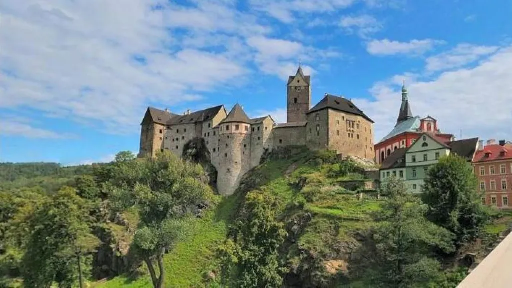Hrad Loket