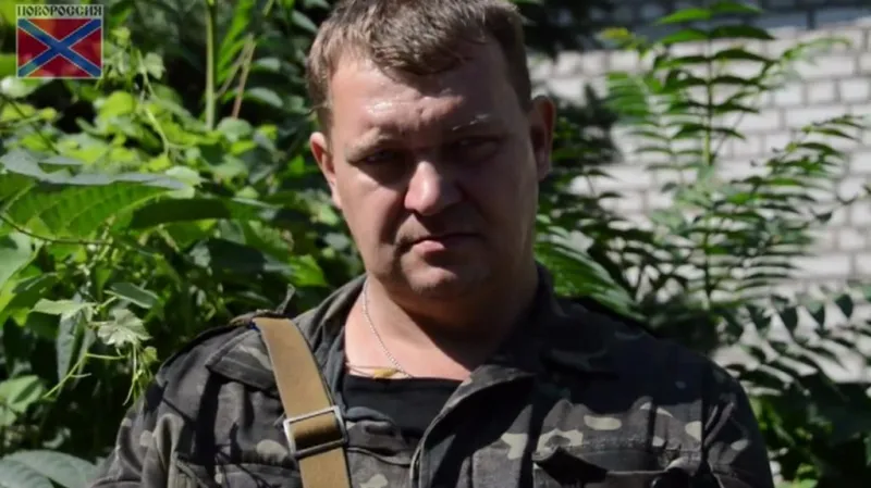 Muž se pod jménem Oldřich Grund vydává za člena povstaleckých sil