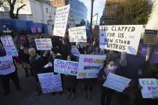 V Británii stávkovaly zdravotní sestry, chtějí vyšší platy