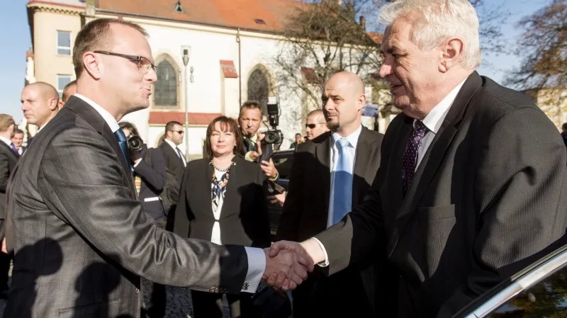 Prezident zahájil návštěvu Pardubického kraje