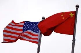 USA začnou odebírat víza čínským studentům, řekl Rubio